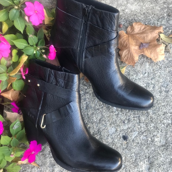 NEW NWT b.o.c Born Concept Leather Ankle Boots. Black. 7M - Picture 2 of 7